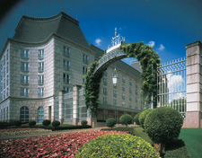 Rosewood Crescent Hotel